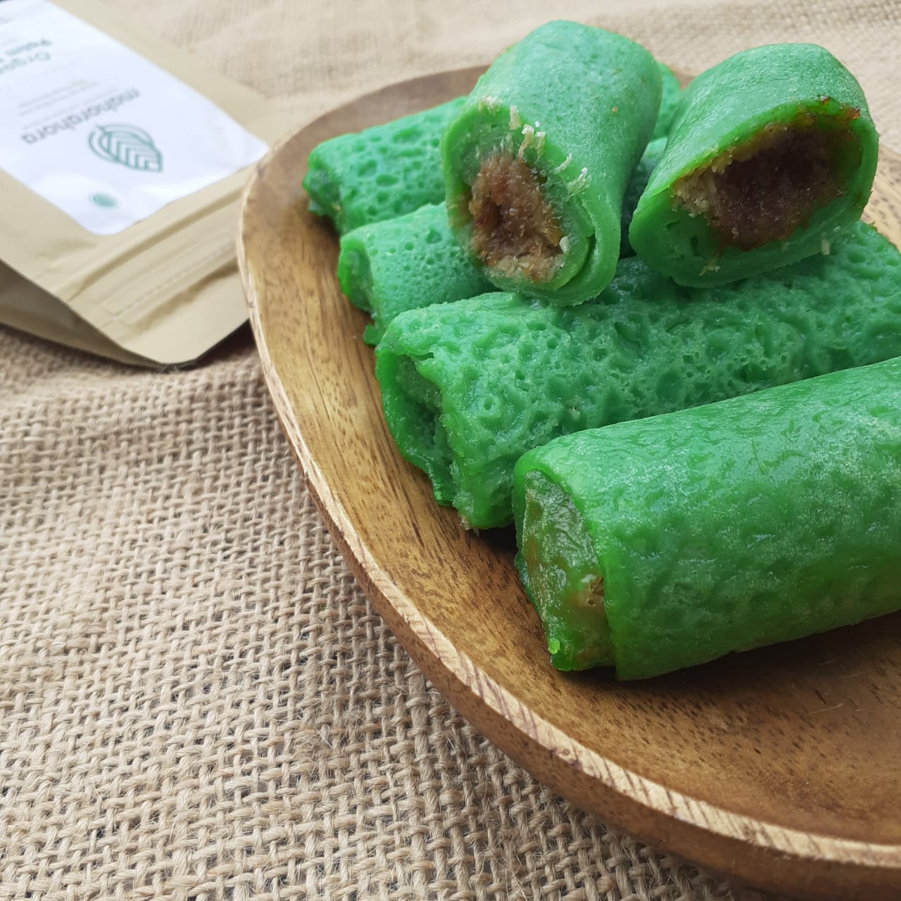 Dadar Gulung Mahorahora